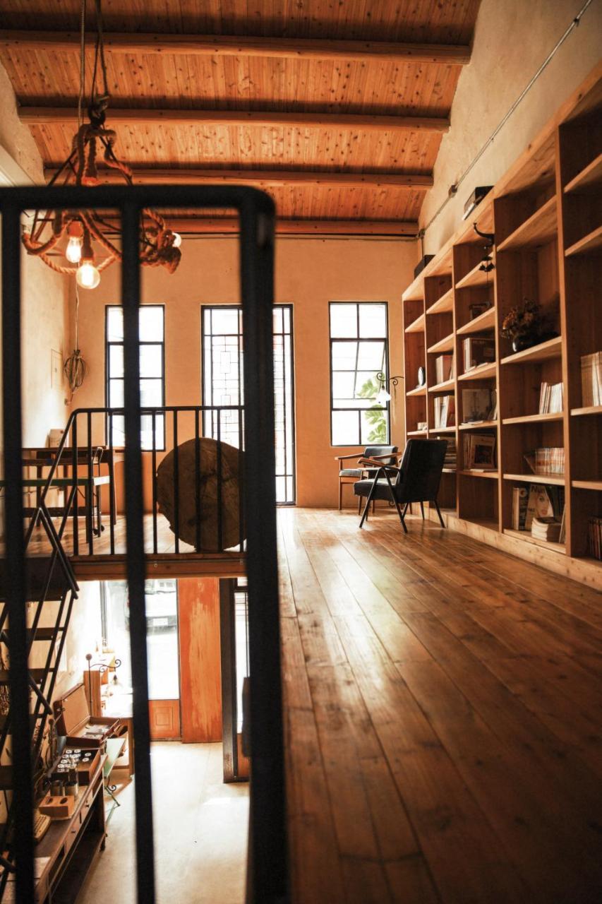 Laile Apartment Tainan Exterior photo